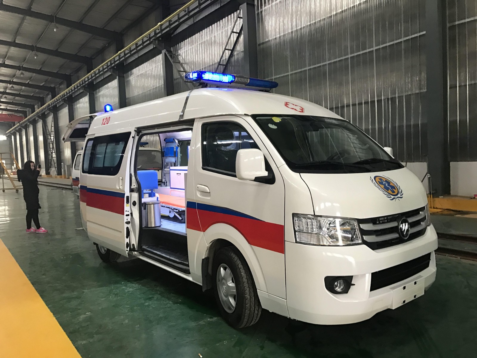 龙陵县救护车转院