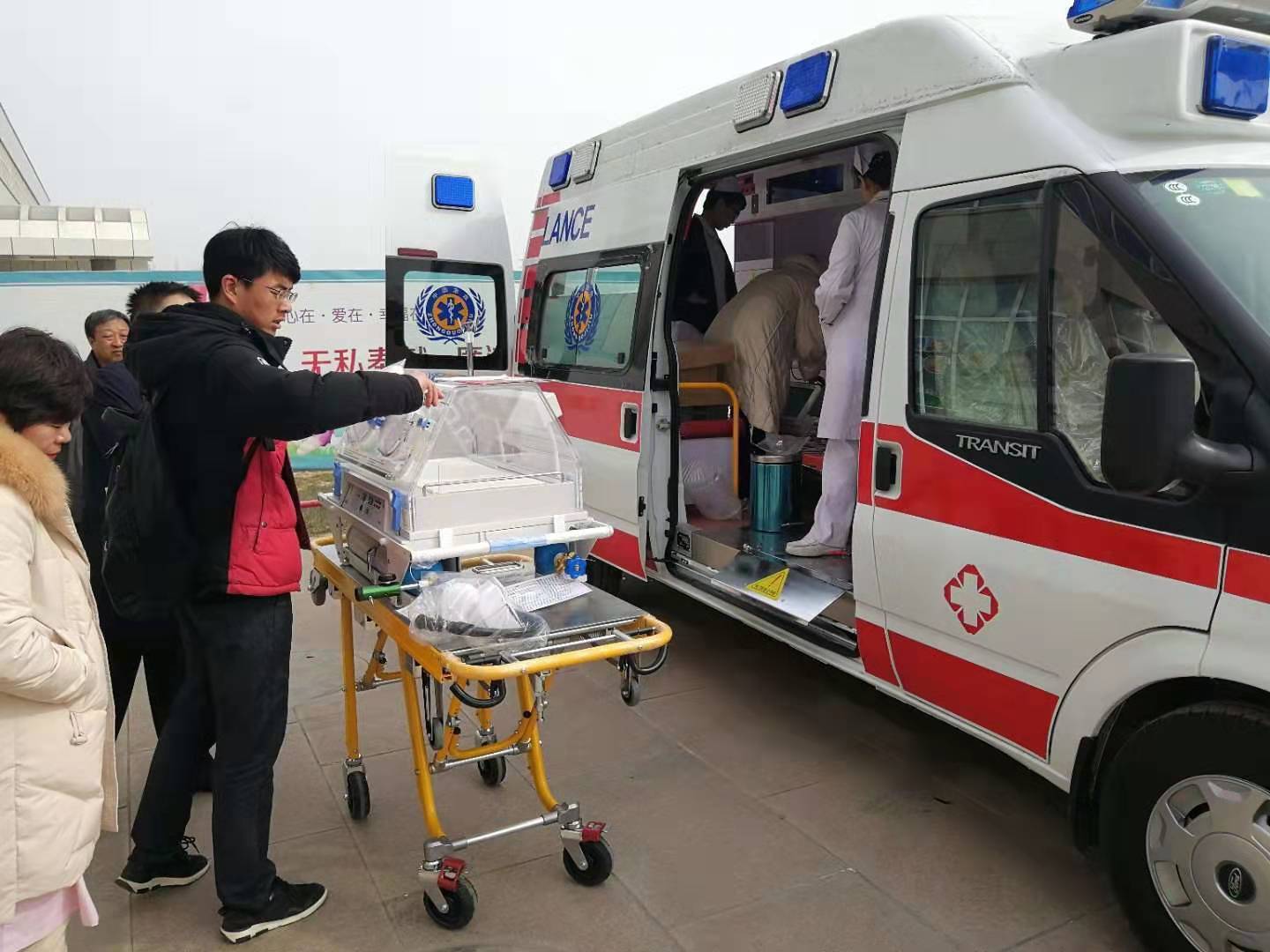 龙陵县救护车转院